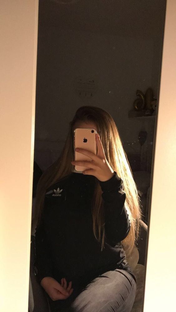 <em>Isabella R.</em>